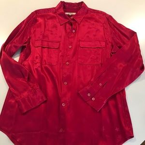 Size Large pinkish red with stars size